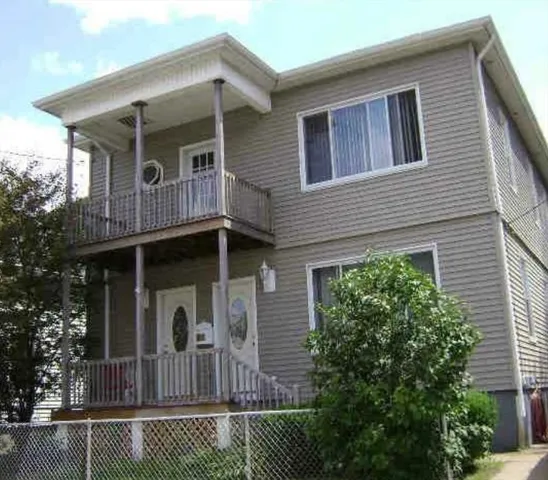 $2,100 | 53 Chaplin Street, Unit 1, Pawtucket, RI 02861