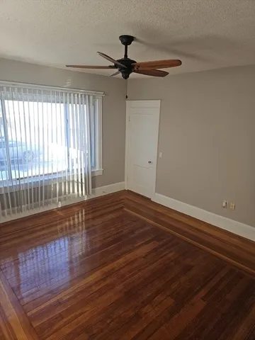 $2,100 | 53 Chaplin Street, Unit 1, Pawtucket, RI 02861