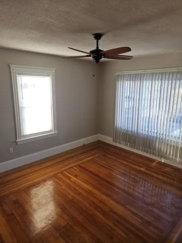 $2,100 | 53 Chaplin Street, Unit 1, Pawtucket, RI 02861