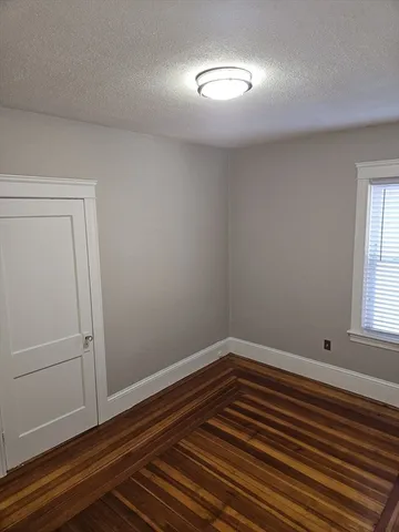 $2,100 | 53 Chaplin Street, Unit 1, Pawtucket, RI 02861