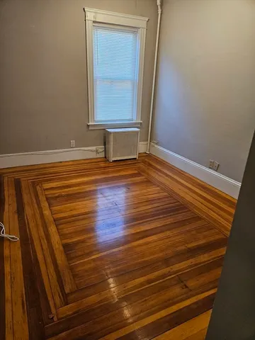 $2,100 | 53 Chaplin Street, Unit 1, Pawtucket, RI 02861