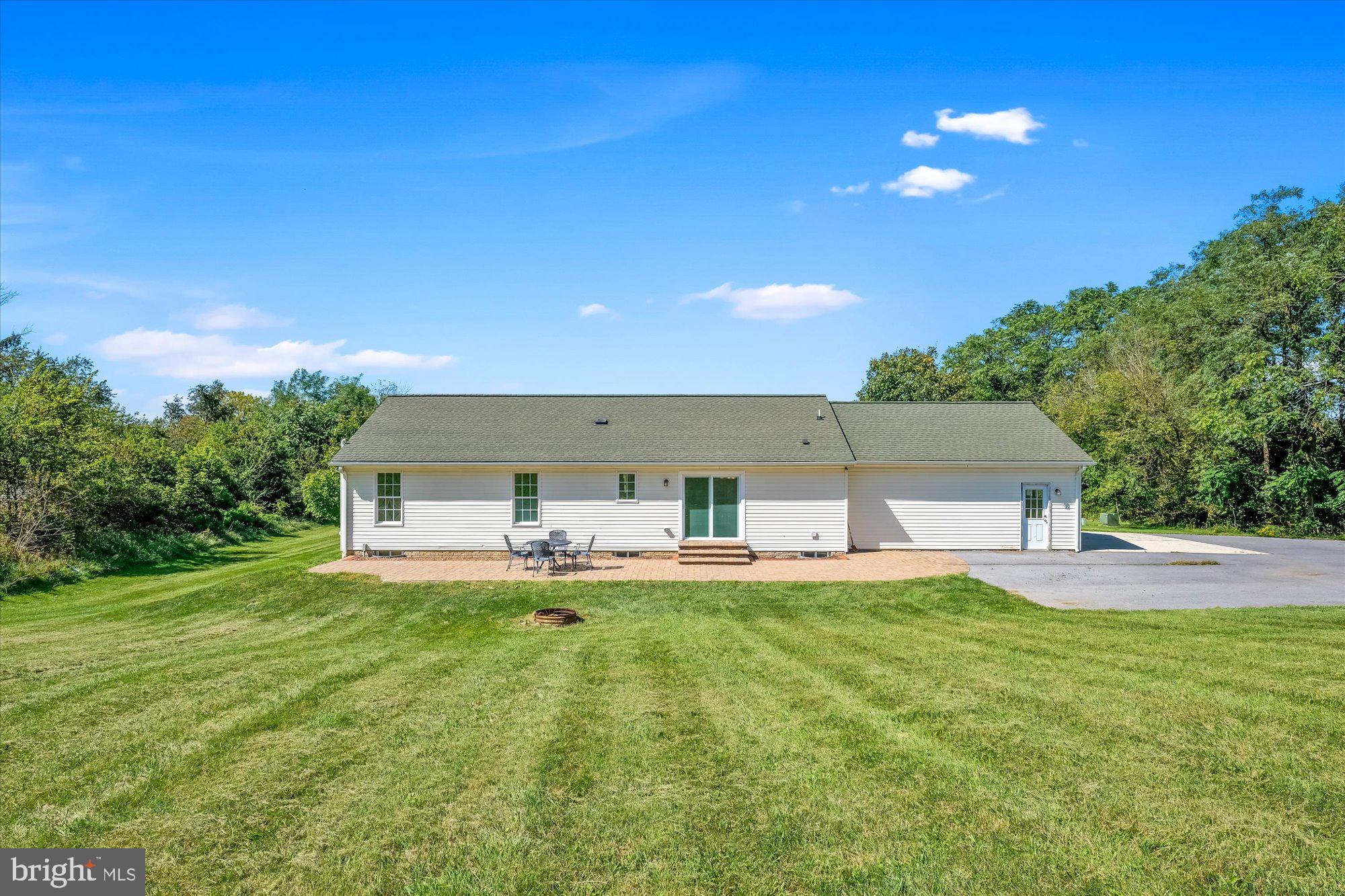 12039 Itnyre Road Smithsburg, MD 21783 - Photo 33 of 35 Exterior rear
