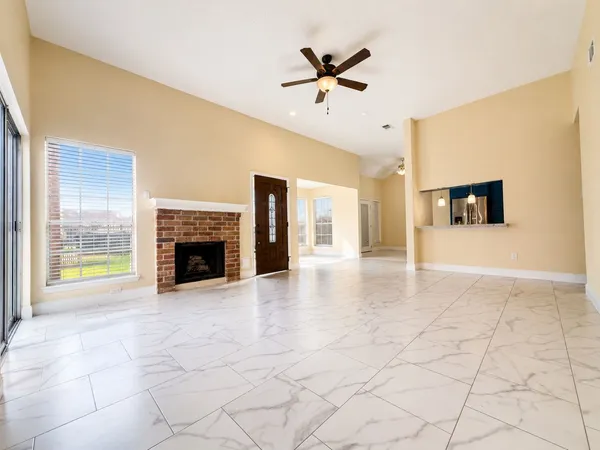 $1,950 | 11840 Spring Grove Drive, Houston, TX 77099