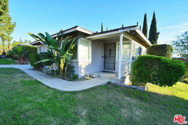 $3,750 | 9966 Glencrest Circle, Burbank, CA 91504