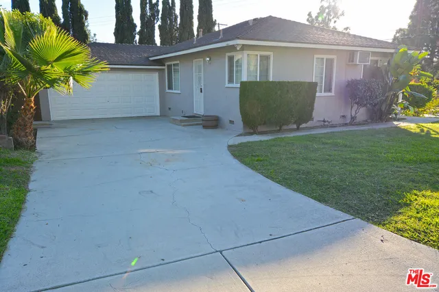 $3,750 | 9966 Glencrest Circle, Burbank, CA 91504