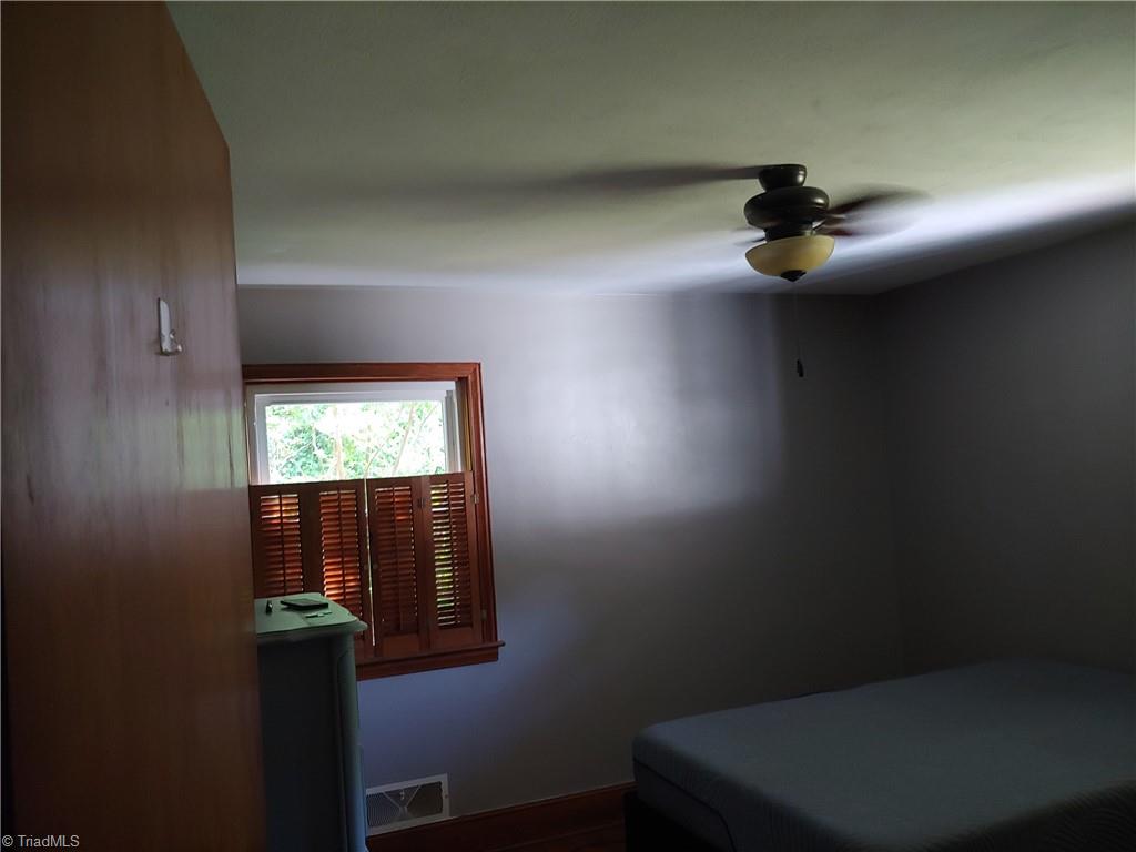 121 Cardinal Road Madison, NC 27025 - Photo 15 of 18 2nd Bedroom