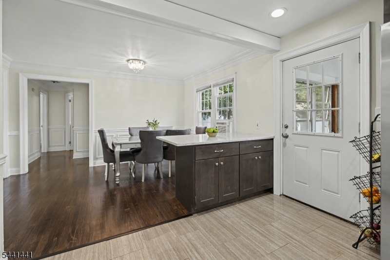 392 Ingall Street Union, NJ 07083 - Photo 11 of 48