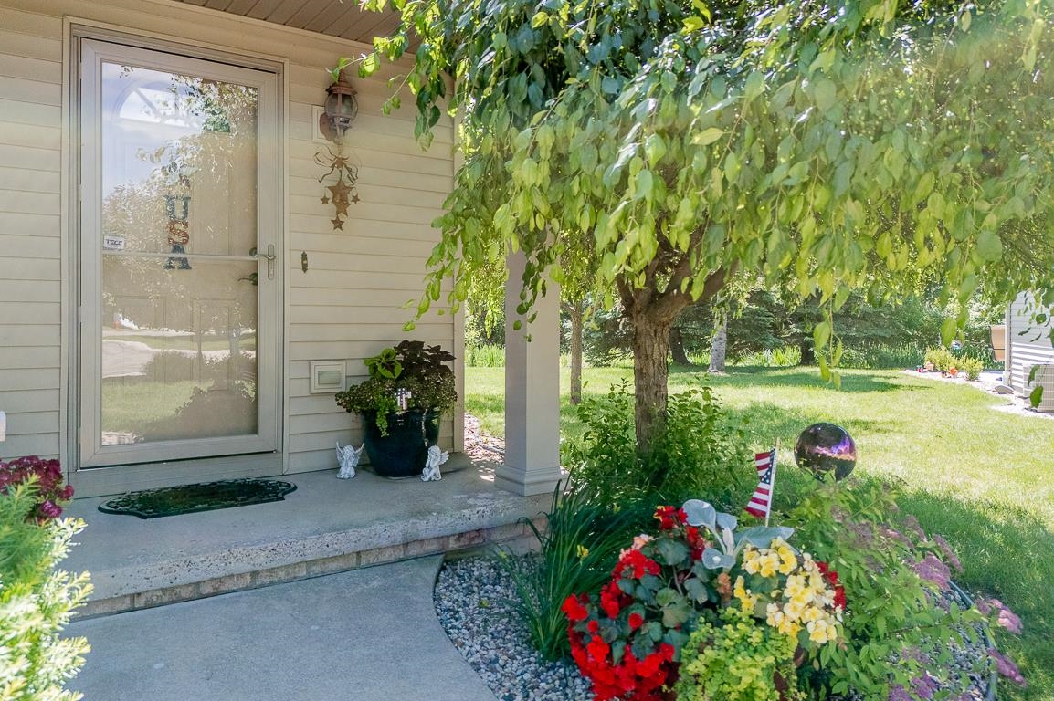 4731 Westbrook Court Appleton, WI 54913 - Photo 2 of 68