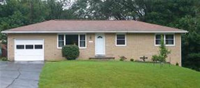 412 Arnold Road East Peoria, IL 61611 - Photo 1 of 15 Gallery Image 1