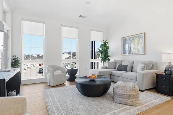 $489,000 | 1 1st Street, Unit 310, Oakmont, PA 15139