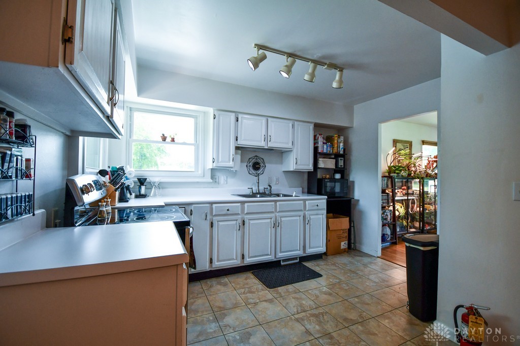2783 Purdue Road Kettering, OH 45420 - Photo 18 of 32 Gallery Image 18