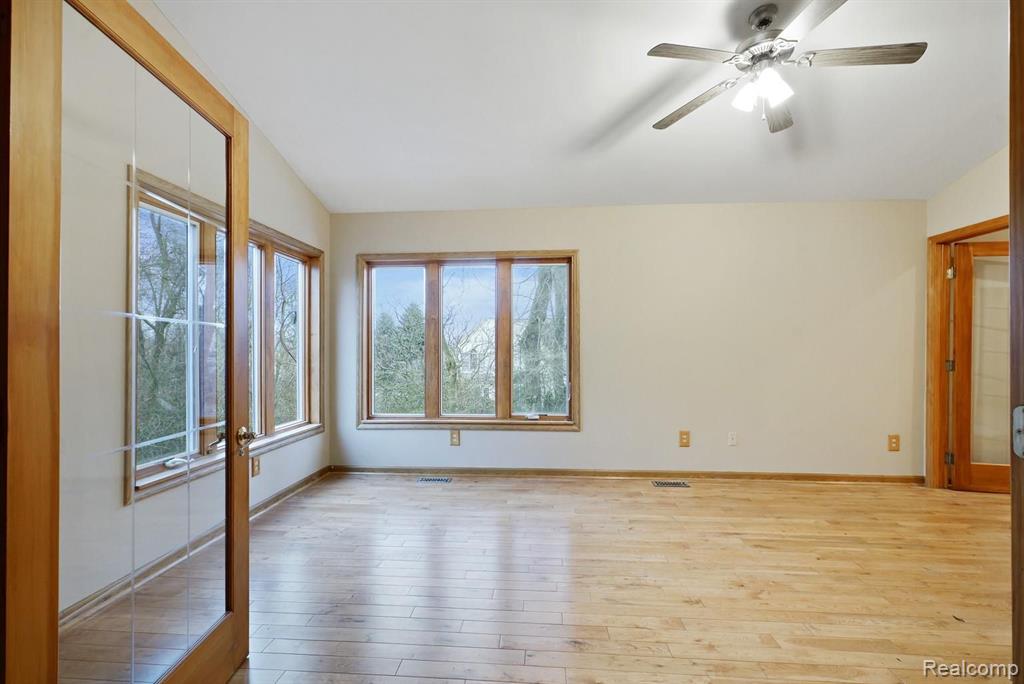 2235 Hiller Road West Bloomfield, MI 48324 - Photo 19 of 38