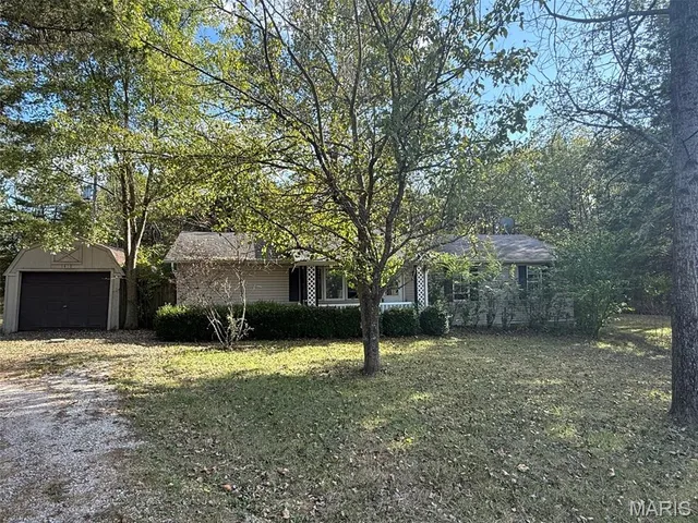 $130,000 | 24900 Highway 32, Belleview, MO 63623