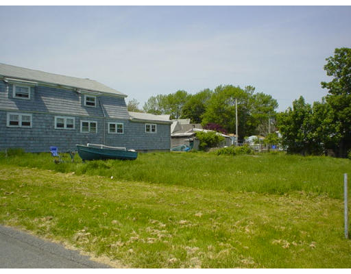 92 Stafford Road Tiverton, RI 02878 - Photo 3 of 3 Gallery Image 3