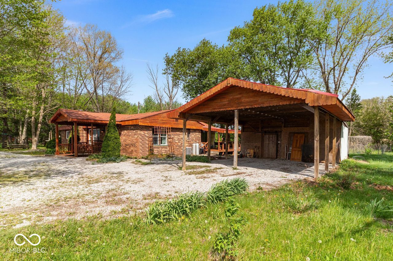 1591 South Graveyard Road Paragon, IN 46166 - Photo 6 of 32