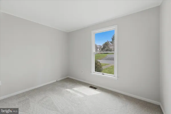 $610,000 | 126 Applewood Court, Hamilton, VA 20158