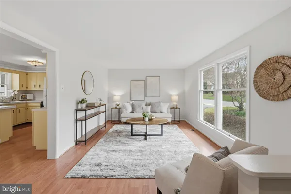 $610,000 | 126 Applewood Court, Hamilton, VA 20158