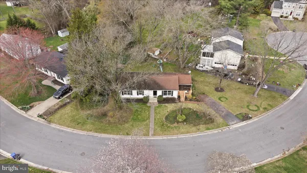 $610,000 | 126 Applewood Court, Hamilton, VA 20158