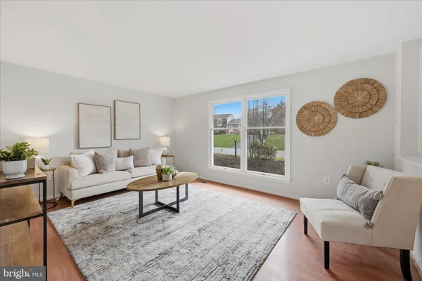 $610,000 | 126 Applewood Court, Hamilton, VA 20158