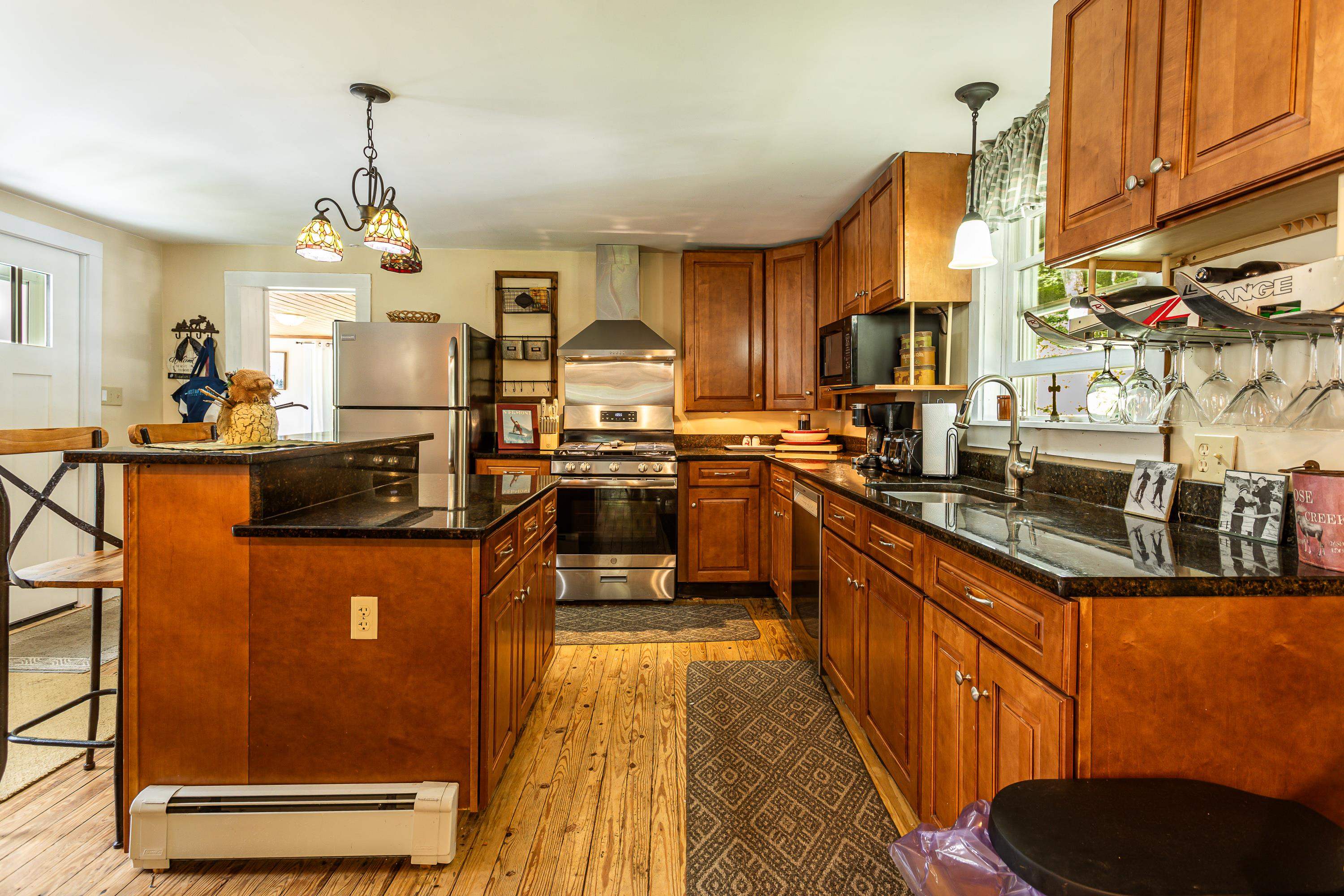 102 Brooks Road Ludlow, VT 05149 - Photo 2 of 52