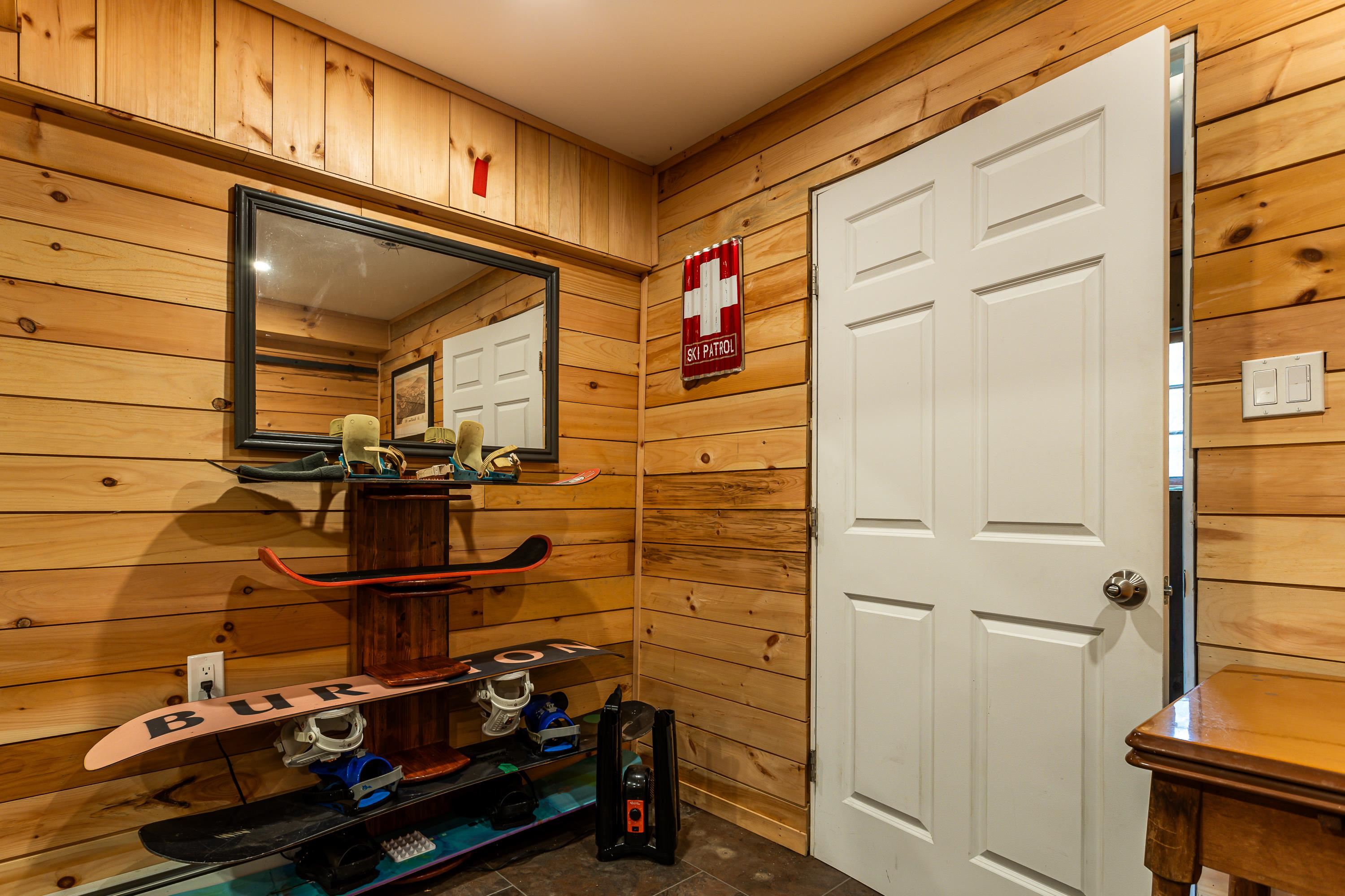 102 Brooks Road Ludlow, VT 05149 - Photo 37 of 52