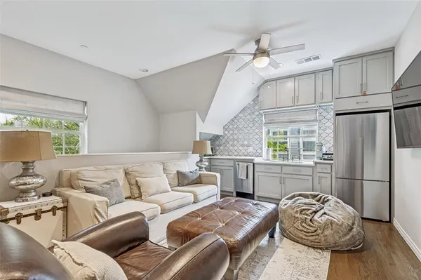 $15,000 | 4556 Belclaire Avenue, Highland Park, TX 75205