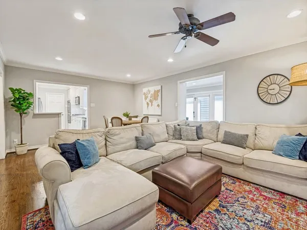 $15,000 | 4556 Belclaire Avenue, Highland Park, TX 75205
