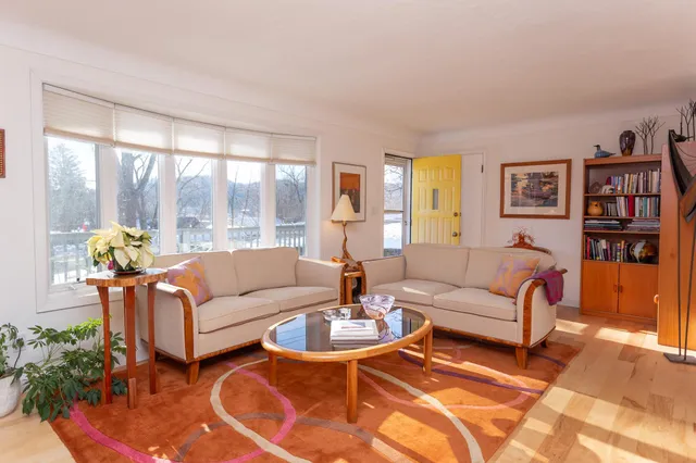 $300,000 | 1020 Hawthorne Street, Red Wing, MN 55066