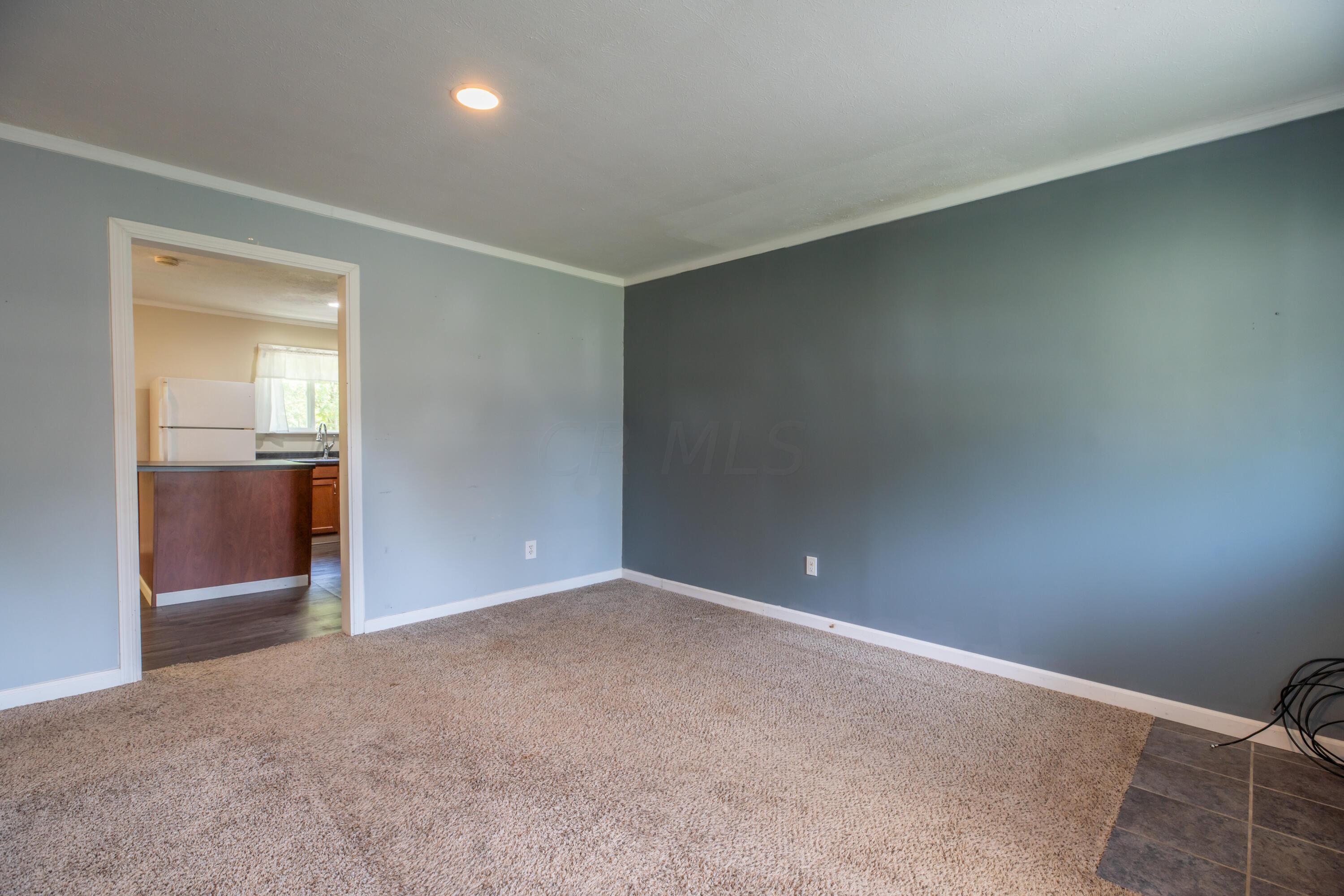 33 Neil Street Delaware, OH 43015 - Photo 5 of 39 33Neil-2217