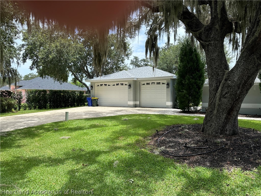 2724 Cheyenne Road Sebring, FL 33875 - Photo 2 of 33