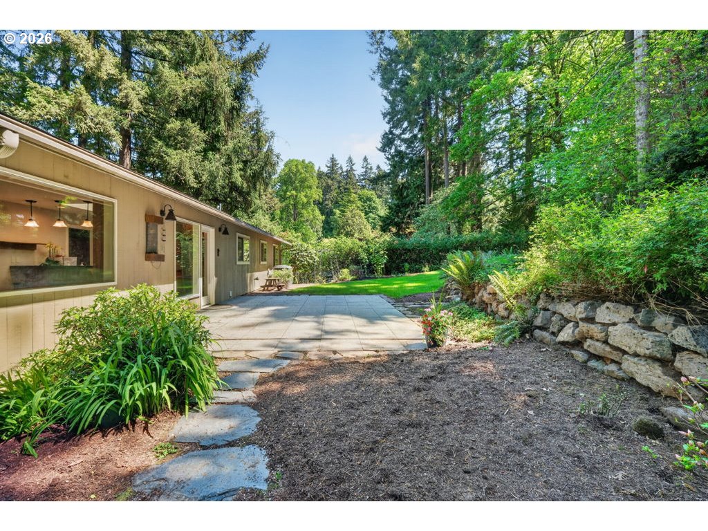 2584 Park Road Lake Oswego, OR 97034 - Photo 37 of 47 Gallery Image 37