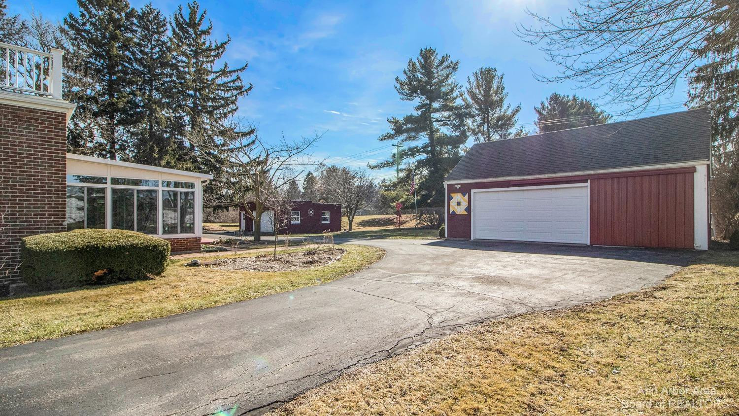 4741 West Liberty Road Ann Arbor, MI 48103 - Photo 4 of 69 Photo 4