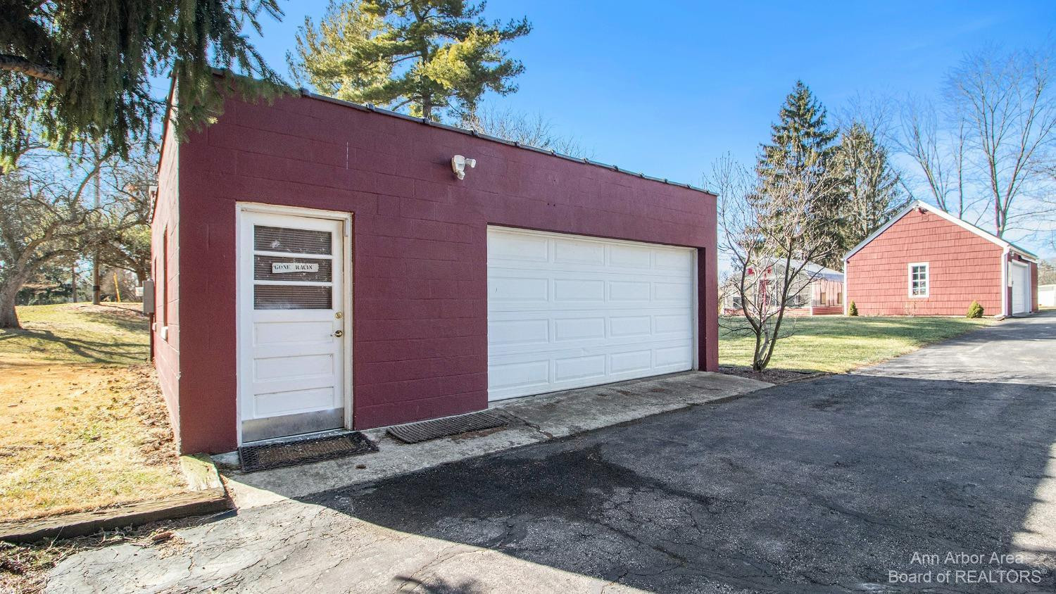 4741 West Liberty Road Ann Arbor, MI 48103 - Photo 8 of 69 Photo 8