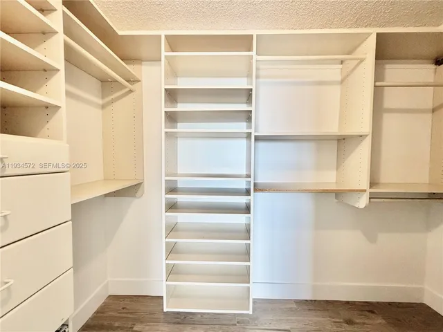 $2,800 | 1000 Parkview Drive, Unit 723, Hallandale Beach, FL 33009