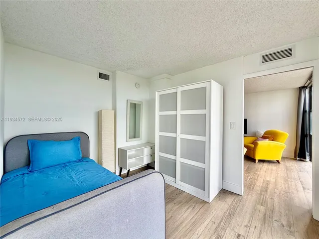 $2,800 | 1000 Parkview Drive, Unit 723, Hallandale Beach, FL 33009