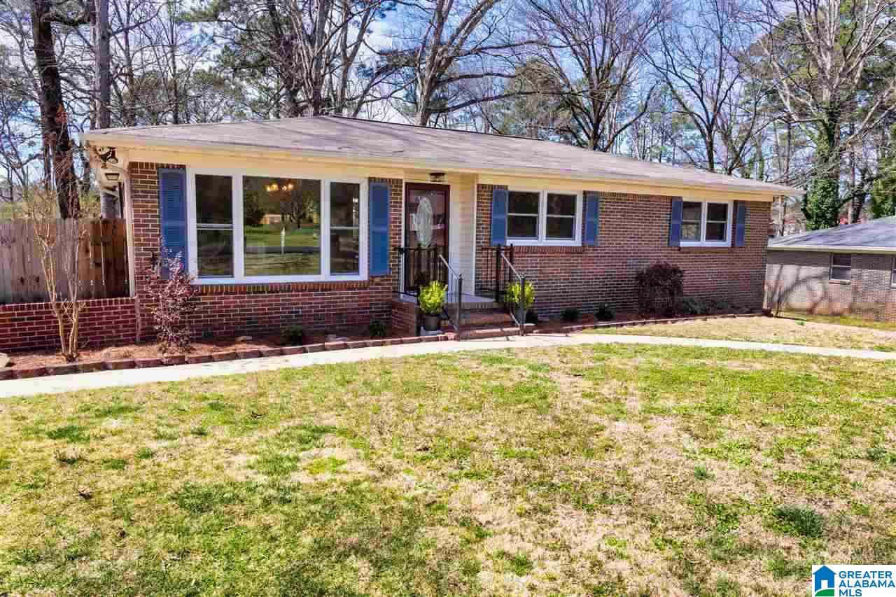 308 Pineywood Road Gardendale, AL 35071 - Photo 1 of 29