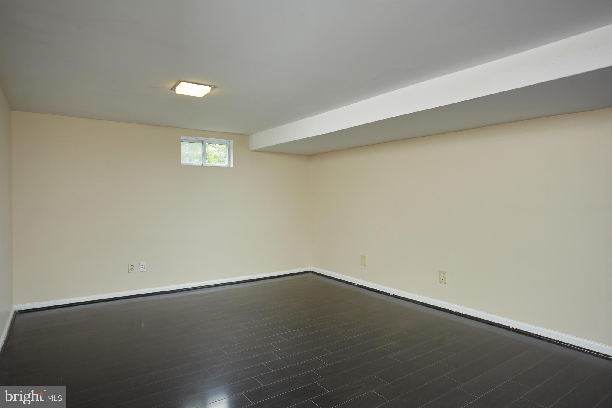 3600 Weller Road Silver Spring, MD 20906 - Photo 16 of 20 Family Room