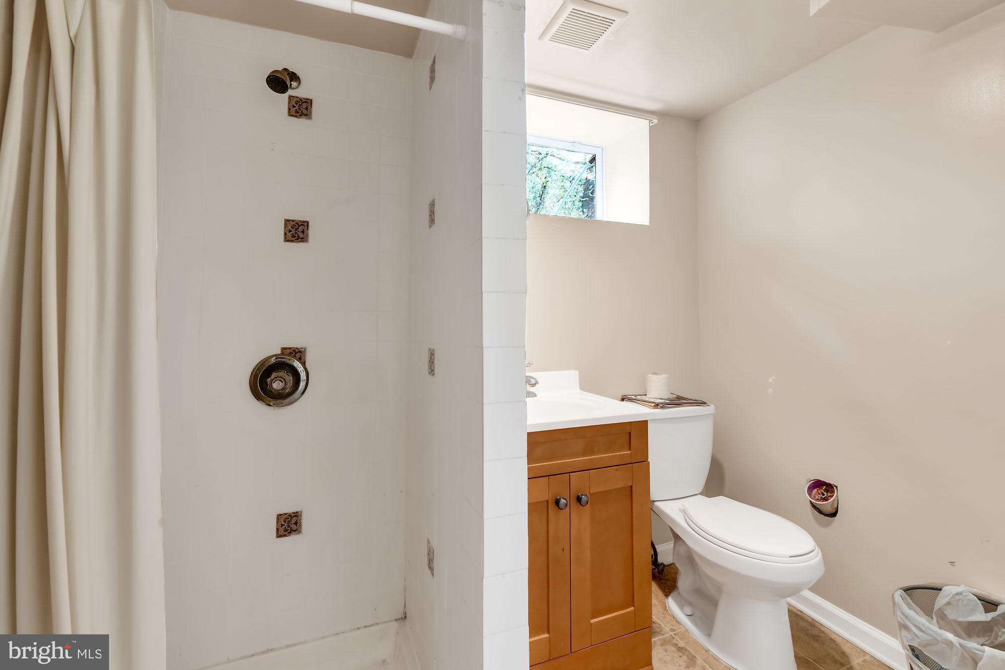 33 Wengate Road Owings Mills, MD 21117 - Photo 13 of 16 Lower Level full bath