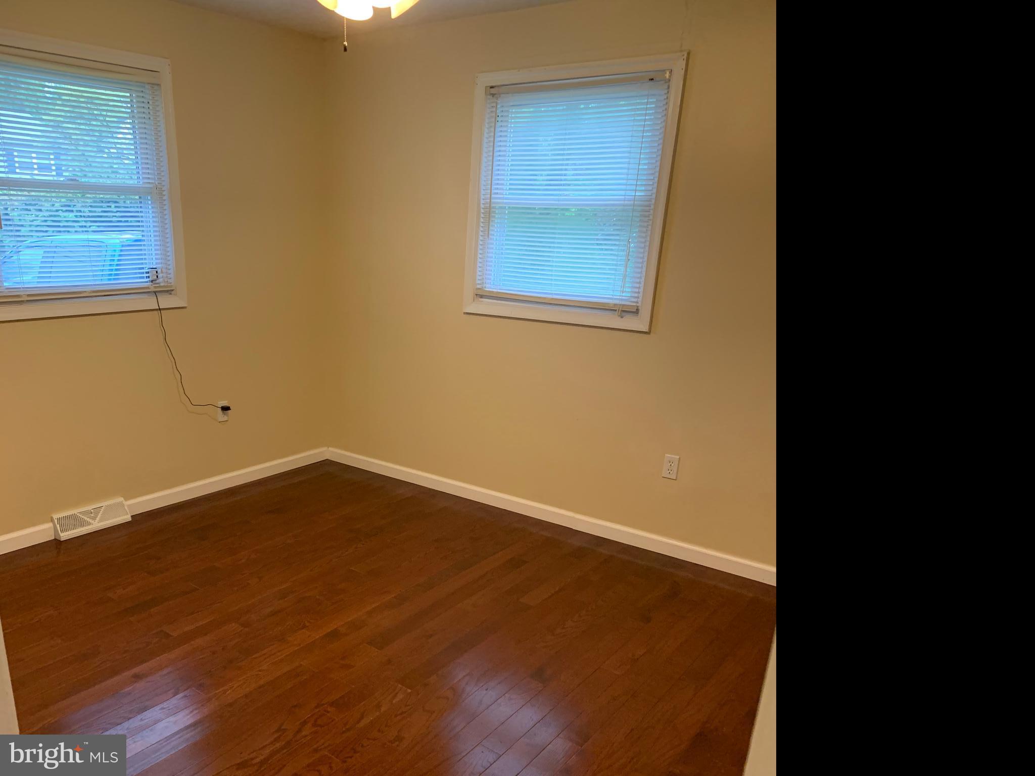 33 Wengate Road Owings Mills, MD 21117 - Photo 7 of 16 Gleaming hardwood floors