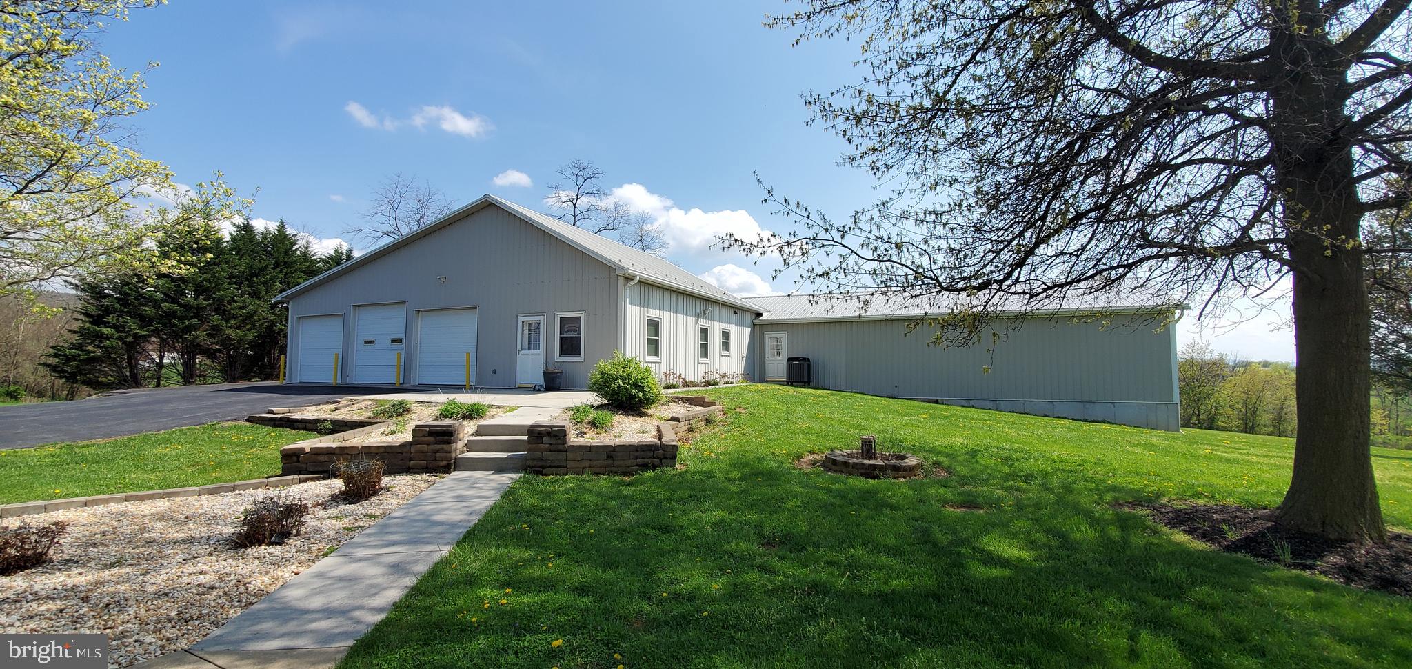 8014 Mapleville Road Boonsboro, MD 21713 - Photo 13 of 109 Office Space/Garage