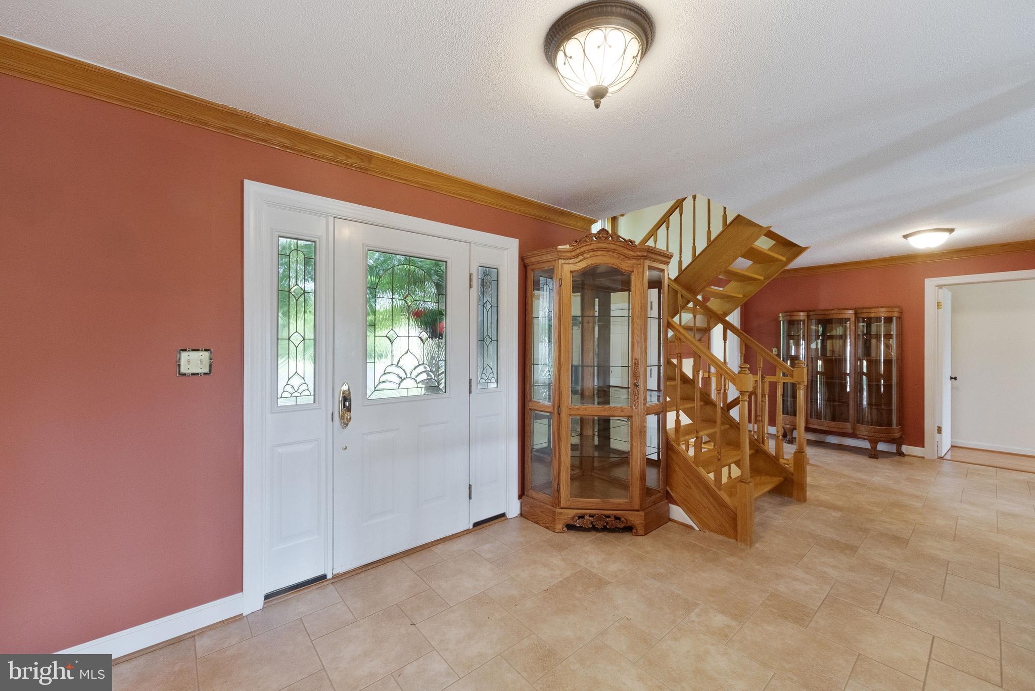 8014 Mapleville Road Boonsboro, MD 21713 - Photo 24 of 109 Entry Way