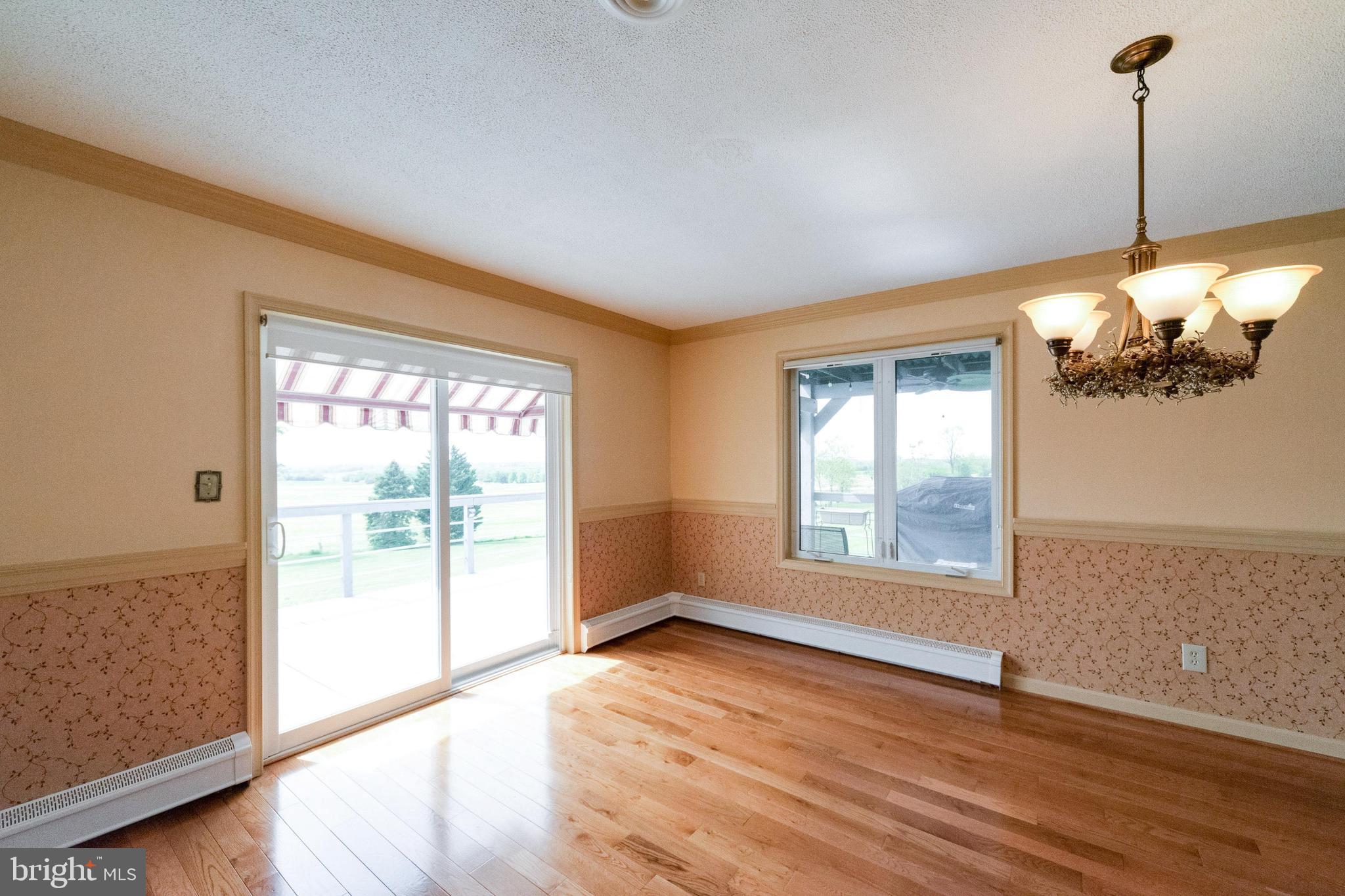 8014 Mapleville Road Boonsboro, MD 21713 - Photo 31 of 109 Dining Room