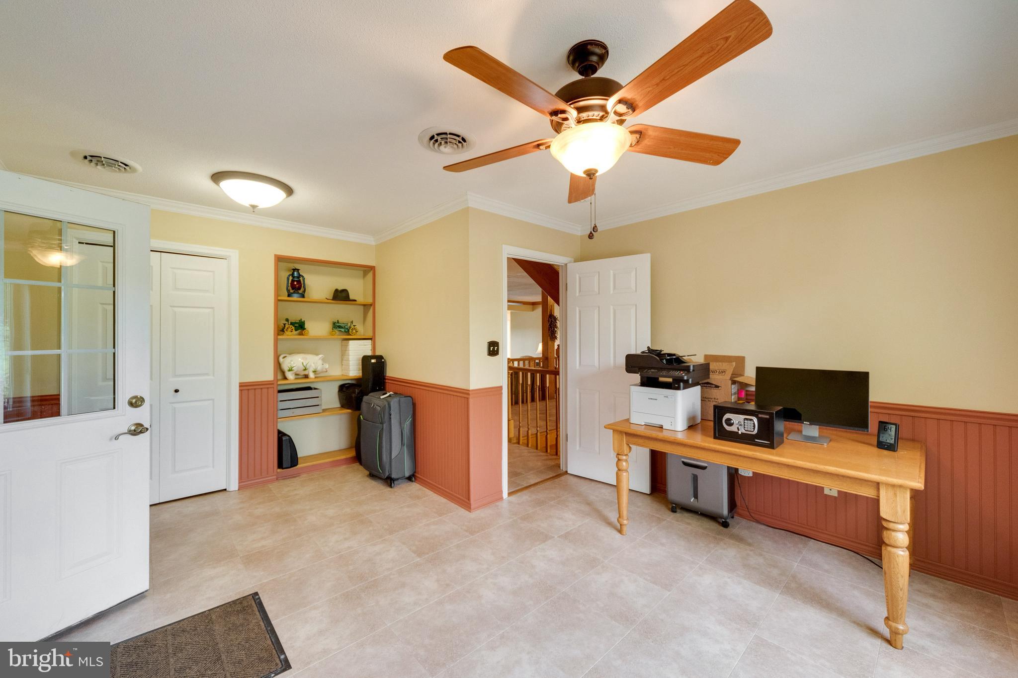 8014 Mapleville Road Boonsboro, MD 21713 - Photo 53 of 109 Office