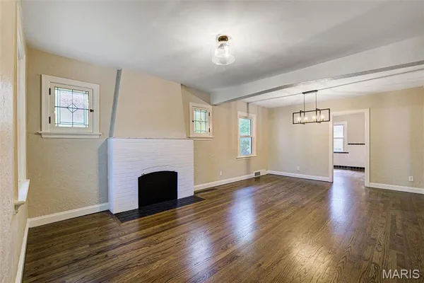 $1,900 | 1032 Charleville Avenue, St. Louis, MO 63119