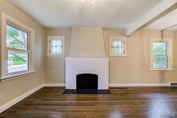 $1,900 | 1032 Charleville Avenue, St. Louis, MO 63119