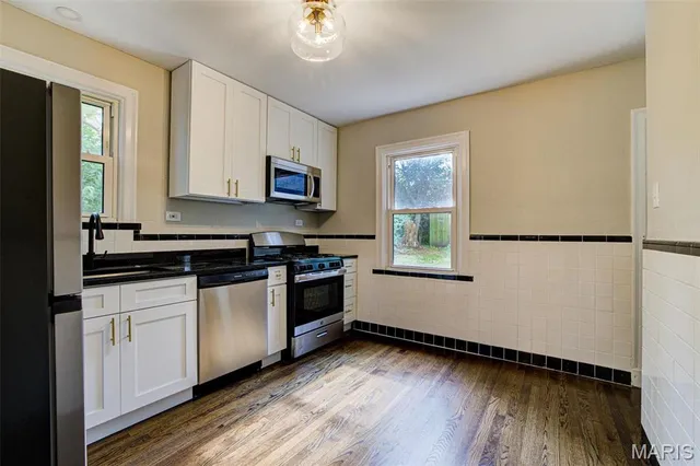 $1,900 | 1032 Charleville Avenue, St. Louis, MO 63119
