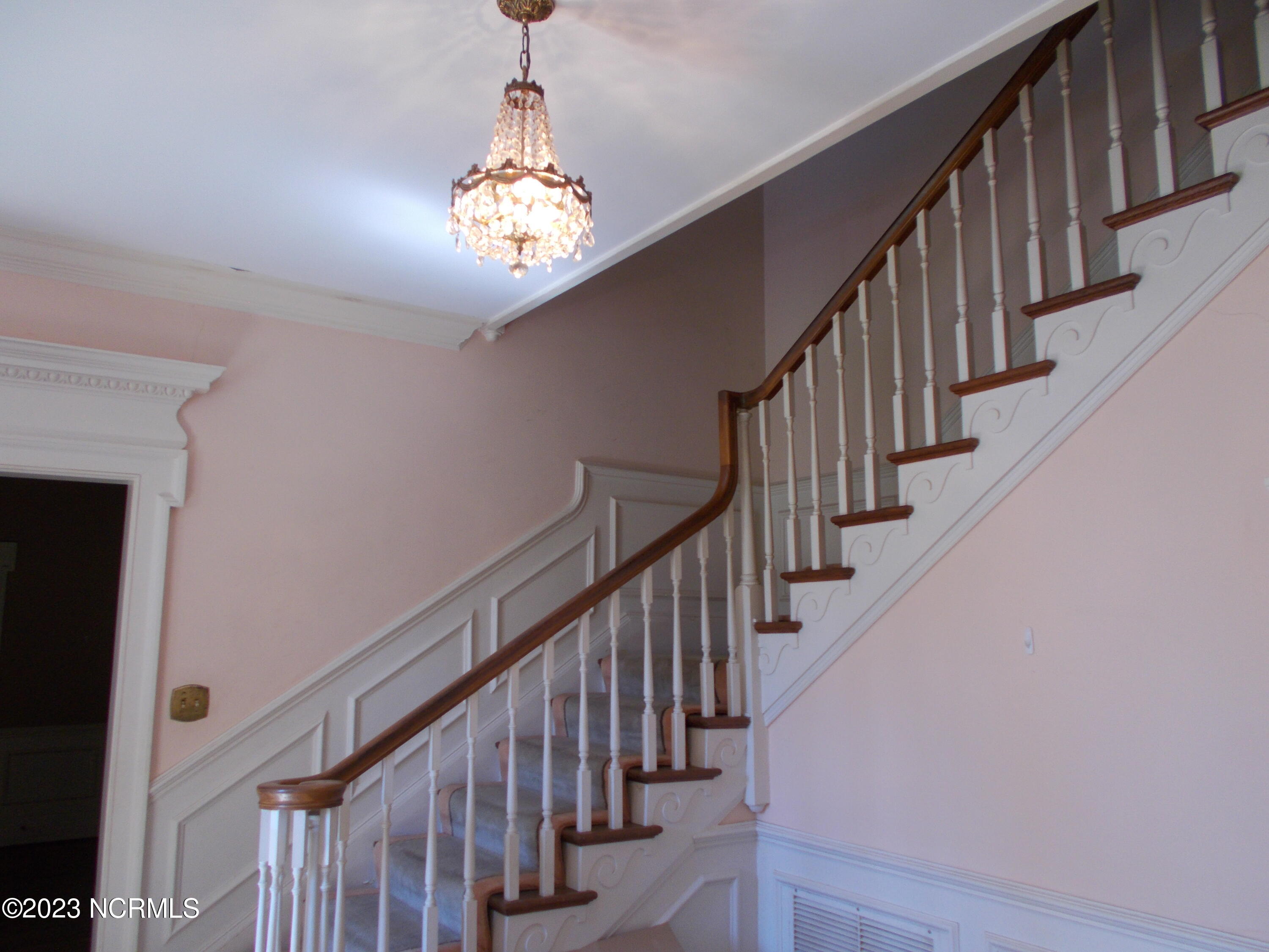 1011 Harvey Circle Kinston, NC 28501 - Photo 2 of 14 DSCN2318