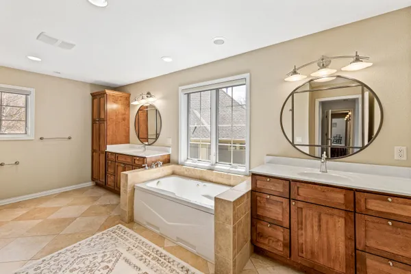 $1,500,000 | 5925 South Conservancy Drive, New Berlin, WI 53151