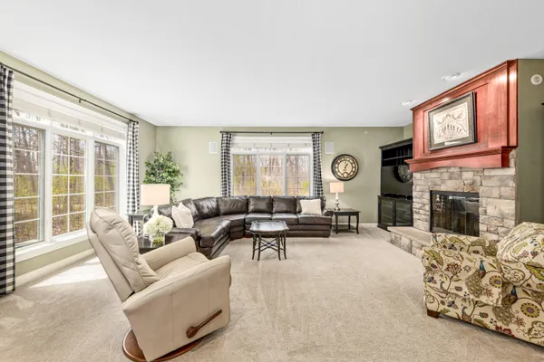 $1,500,000 | 5925 South Conservancy Drive, New Berlin, WI 53151