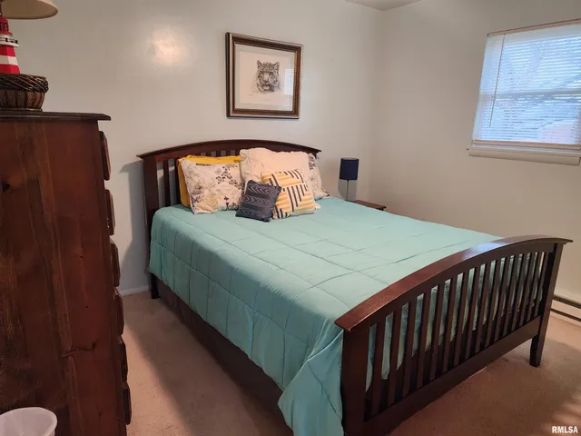 $89,900 | 148 Pearl Street, Elizabethtown, IL 62931